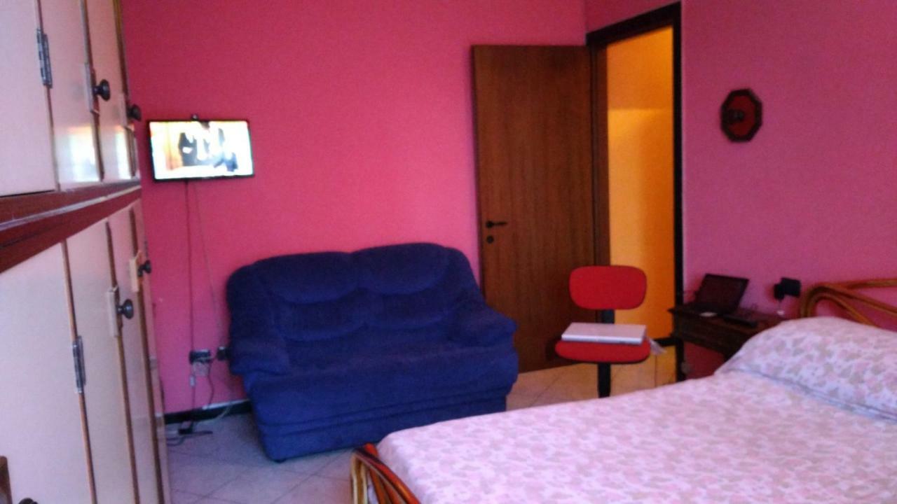 Villetta Rossini Appartamento Da Condividere Con Me Luciano Servizio Ospiti Taxi Driver Navetta No Wifi 2 Camera Da Letto Per 5 Persone Valbrembo المظهر الخارجي الصورة