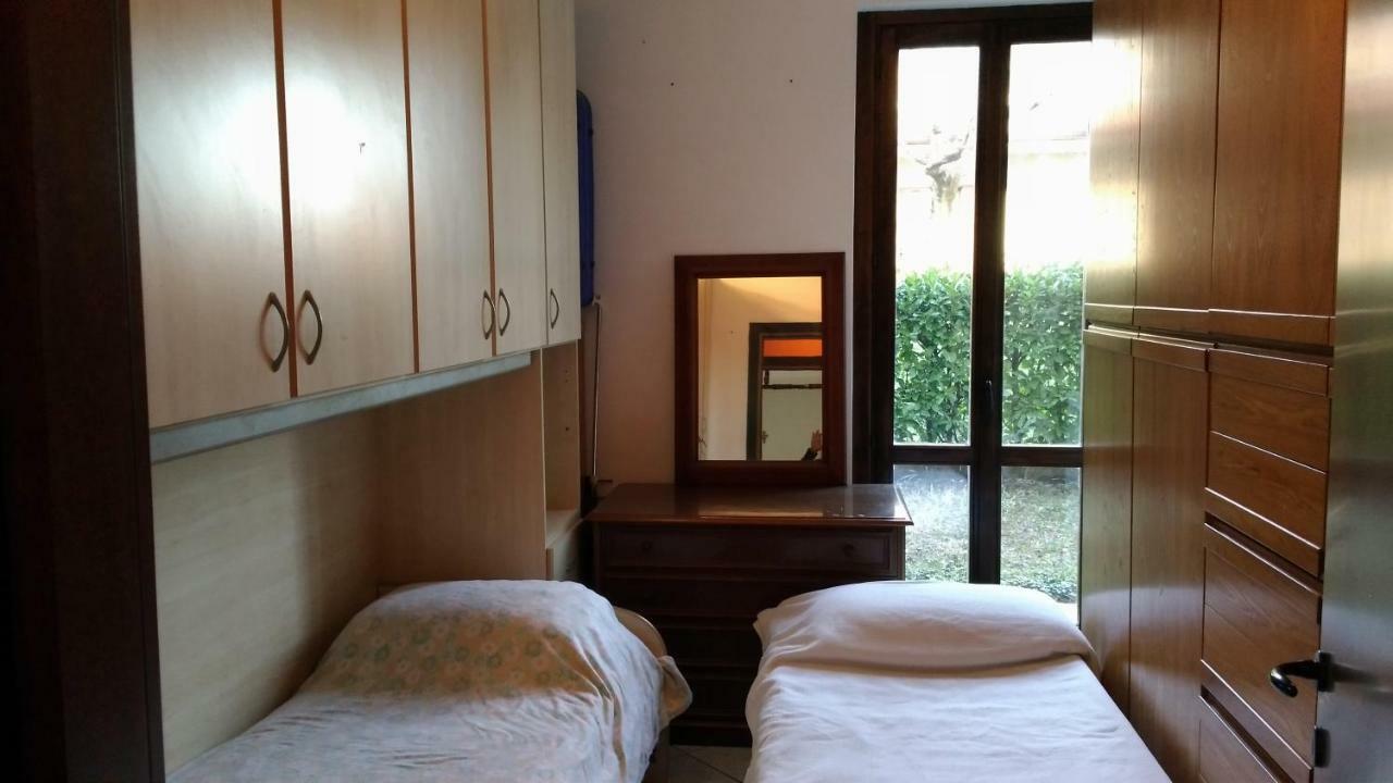 Villetta Rossini Appartamento Da Condividere Con Me Luciano Servizio Ospiti Taxi Driver Navetta No Wifi 2 Camera Da Letto Per 5 Persone Valbrembo المظهر الخارجي الصورة
